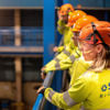 Närbild av fyra av Stena Metallkoncernens arbetare i skyddskläder tillsammans på Stena Nordic Recycling Center